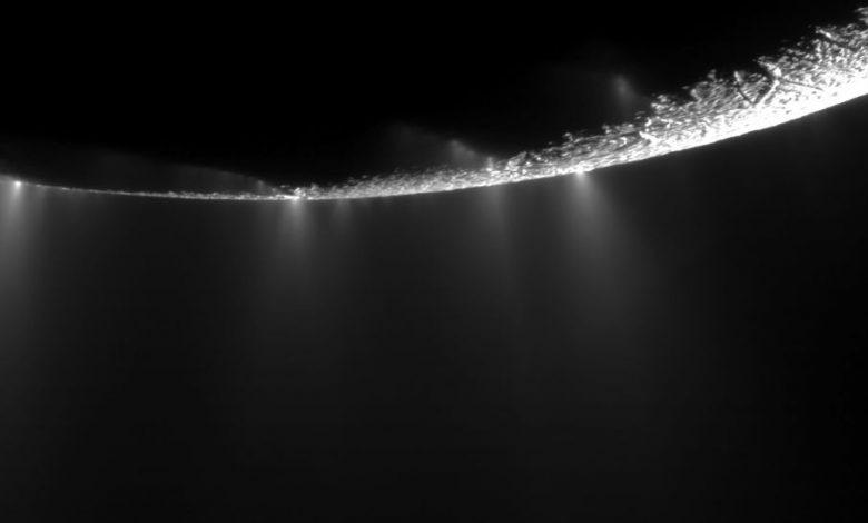спутник Энцелад