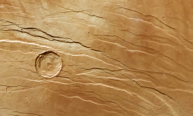 Танталовые ямки на Марсе